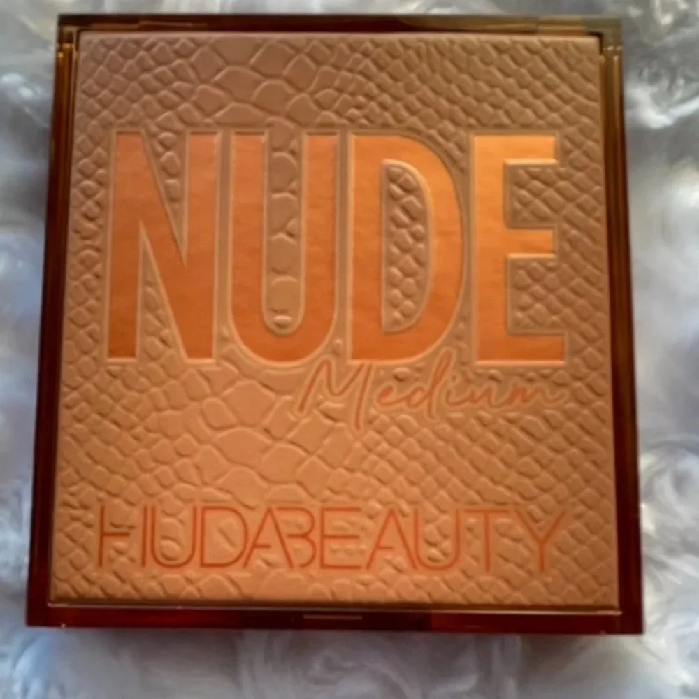Nude Obsessions Eyeshadow Palette